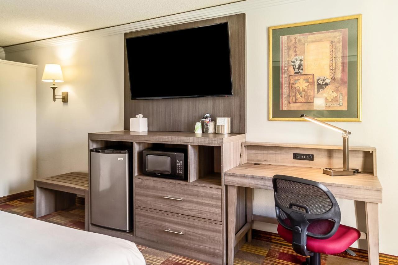 Countryside Suites Kansas City Independence I-70 East Sports Complex Hotel Zewnętrze zdjęcie